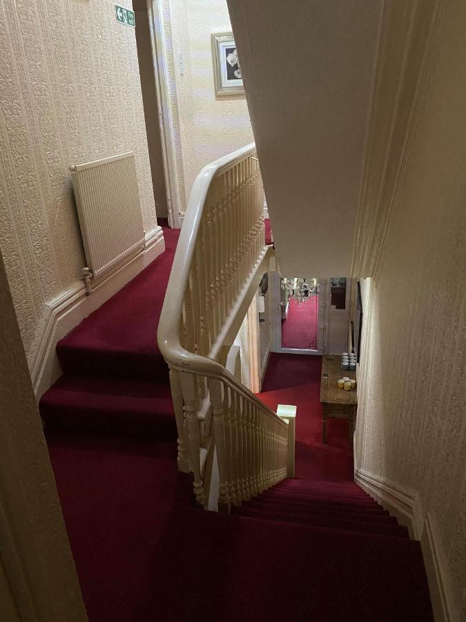 Hotel Jeanne Blackpool Exterior foto